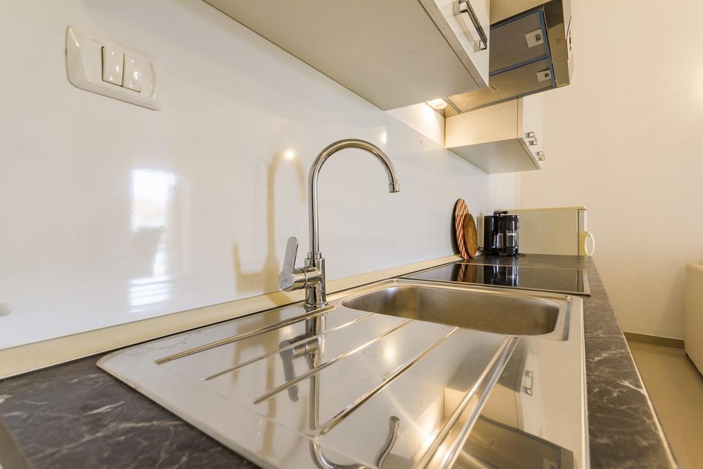 Apartments Gloria Лижнян Экстерьер фото