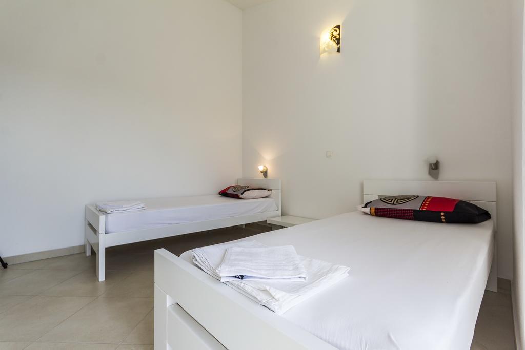 Apartments Gloria Лижнян Экстерьер фото